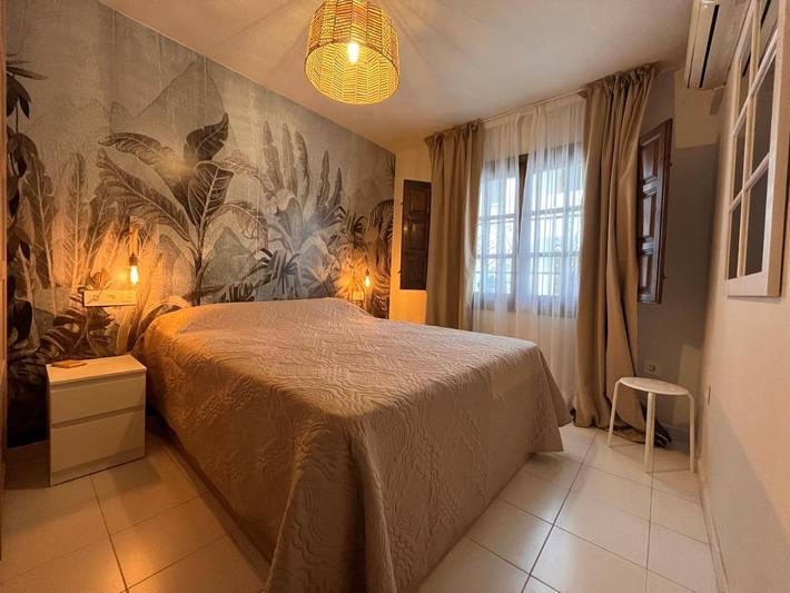 Ferienwohnung für 4 Personen, mit Pool und Kinderpool sowie Garten, mit Haustier - 1