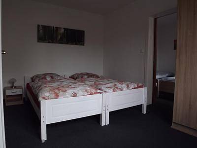 Ferienwohnung für 7 Personen, mit Garten und Terrasse in Oberhausen - 3