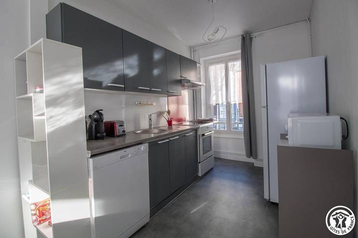 Gîte pour 2 personnes, avec terrasse à La Bourboule - 4
