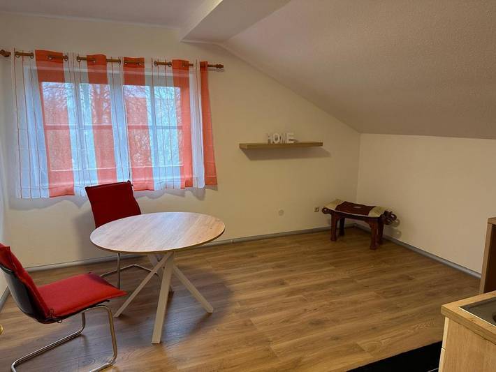 Ferienwohnung für 2 Personen, mit Terrasse und Garten sowie Ausblick
