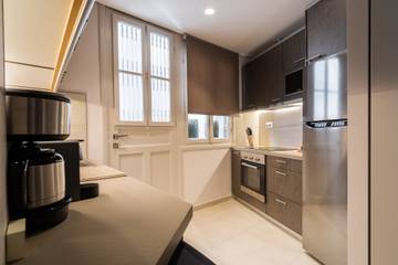 Villa for 8 Guests in Acropolis, Athens Centre, Picture 3