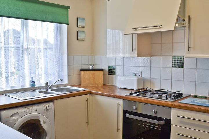 Cottage for 4 people, with balcony/terrace, with pets in Sutton on Sea