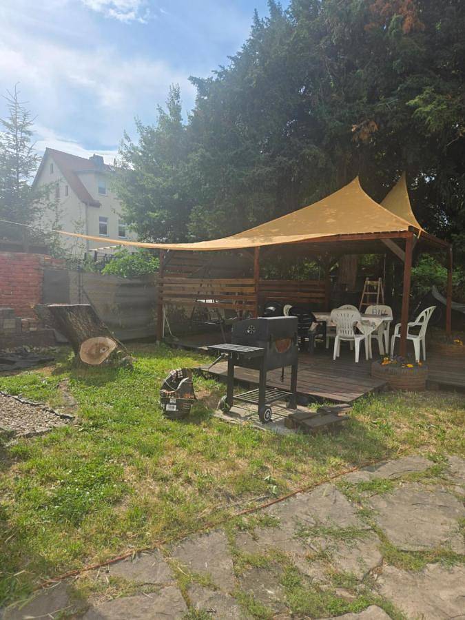 Ferienwohnung für 7 Personen, mit Terrasse und Garten in Bernburg - 2