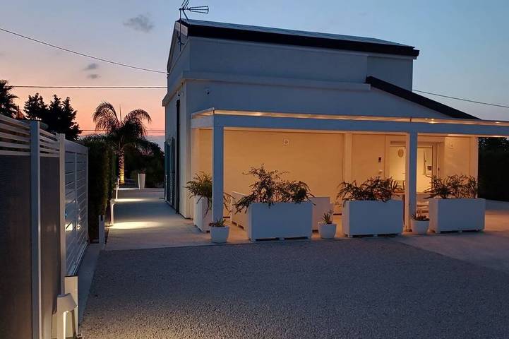 Casadoma B&B Holiday Home - Woody in Policoro, Golfo de Tarento