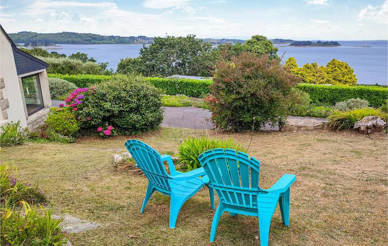 Location de vacances pour 6 personnes, avec terrasse à Kerbors - 4