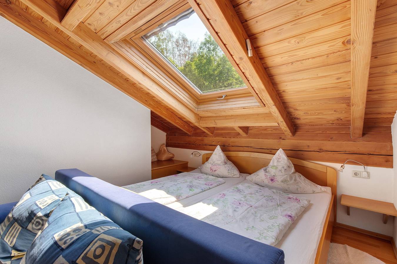 Ganze Wohnung, Ferienwohnung 'H' mit Balkon und Wi-Fi in Lonsee, Lonsee Region