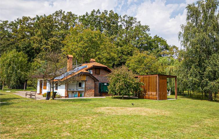 Reizende 2-Zimmer-Wohnung mit Pool, WLAN und Zugang zum Fluss – der ideale Rückzugsort! in Vukovar-Srijem