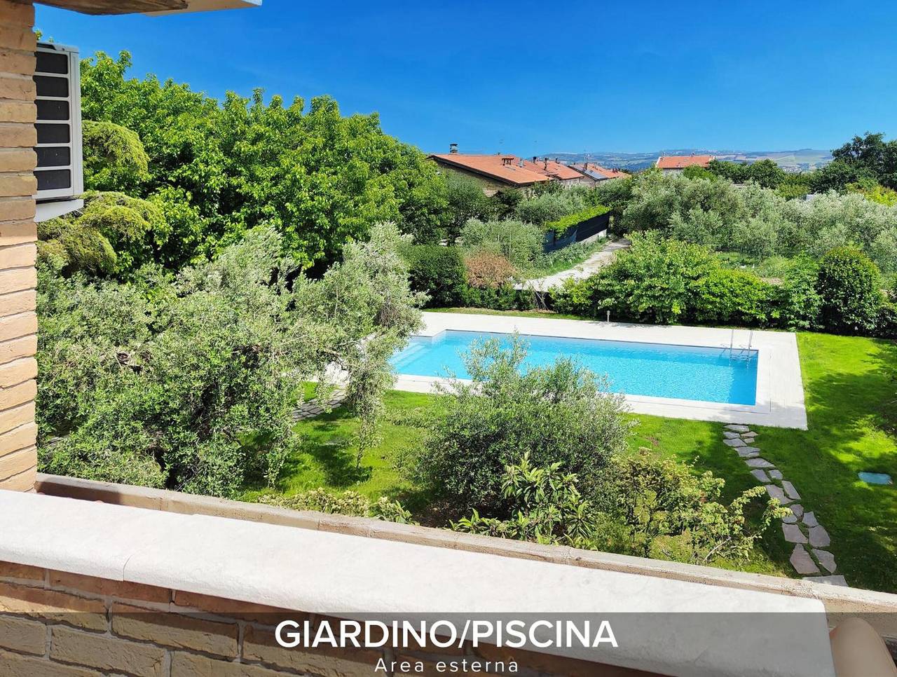 Villa Gelsi con piscina vicino a Pesaro in Pesaro-Urbino