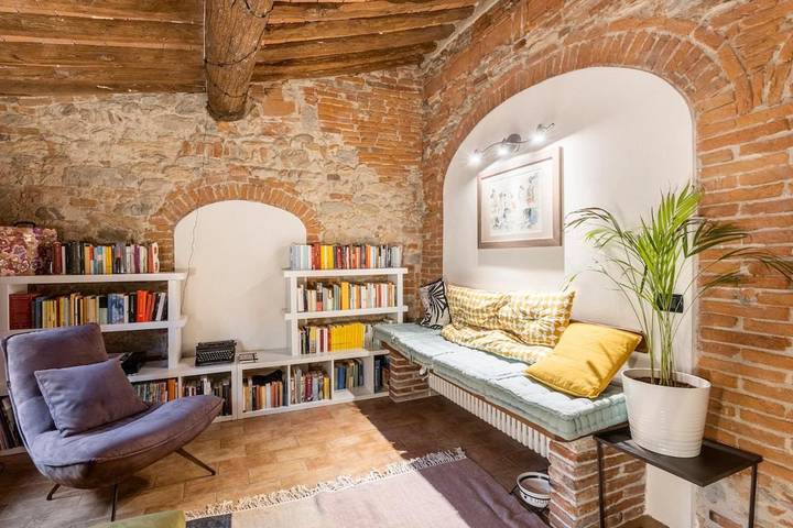 Appartement de vacances pour 2 personnes, avec terrasse et piscine ainsi que vue et sauna, animaux acceptés