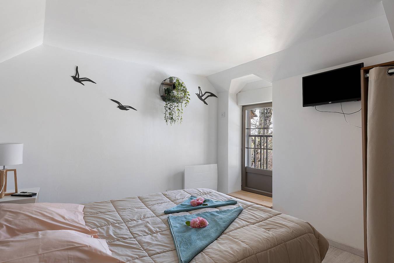 Petit Gîte Bleu jusqu'à 4 personnes in Huillé-Lézigné, Vallée de la Loire