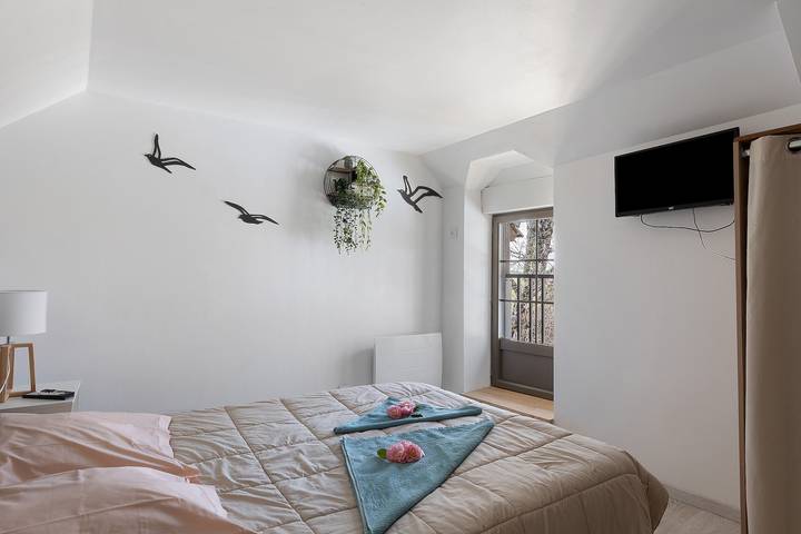 Petit Gîte Bleu for up to 4 guests in Huillé-Lézigné, Loiredalen