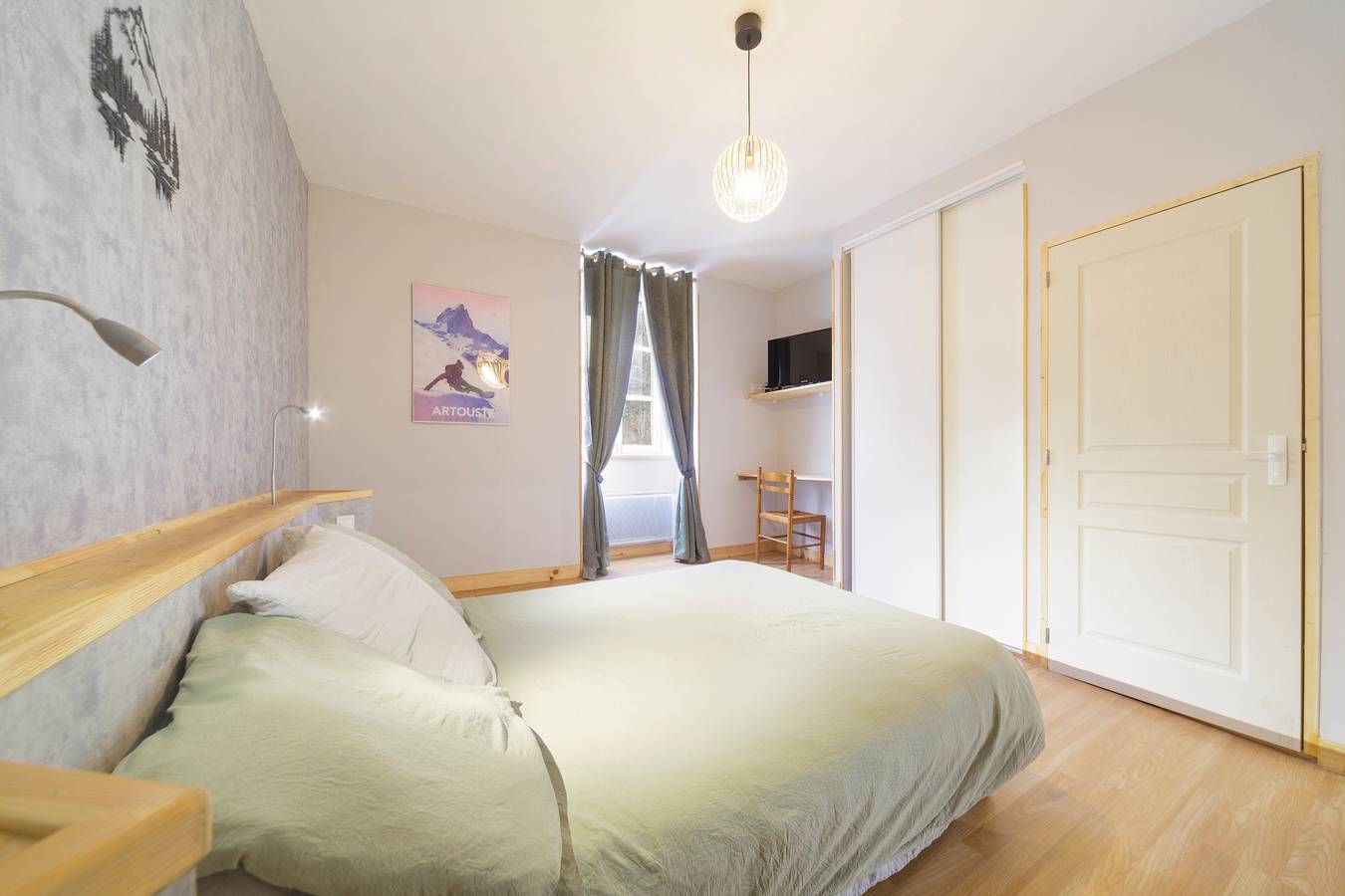 Ganze Wohnung, Ferienwohnung für 5 Personen mit Garten in Laruns, Béarn