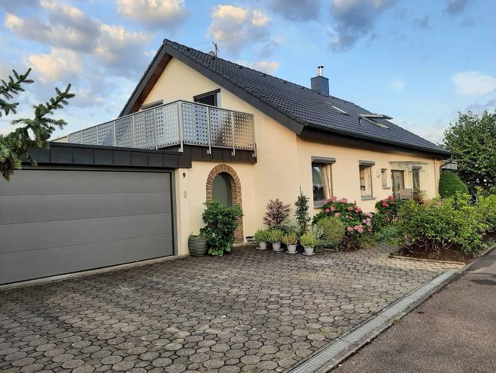 Ferienwohnung für 4 Personen, mit Balkon und Garten in Ostalbkreis