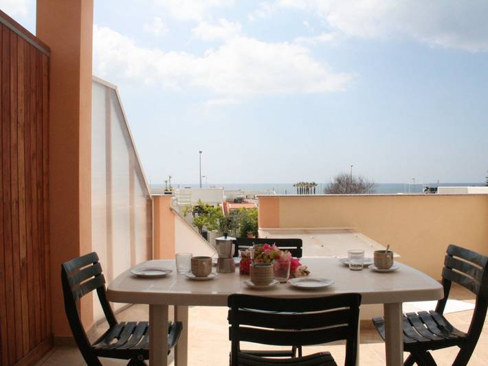 Location de vacances pour 4 personnes, avec terrasse à Torre Vado