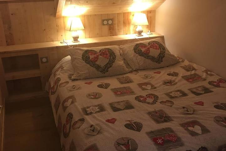 Gîte pour 12 personnes, avec sauna ainsi que jacuzzi et balcon dans Guzet-Neige - 4