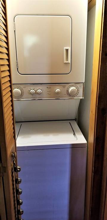 Log Cabin for 6 Guests in Sevierville, Sevier County, Picture 3