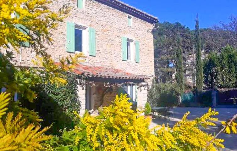Location de vacances pour 5 personnes à Lagnes - 2
