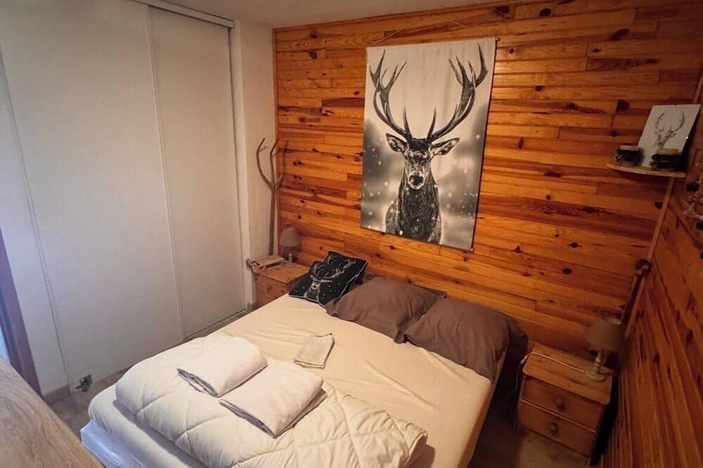 Bas de chalet avec jardinet devant in Auron, Saint-Étienne-de-Tinée