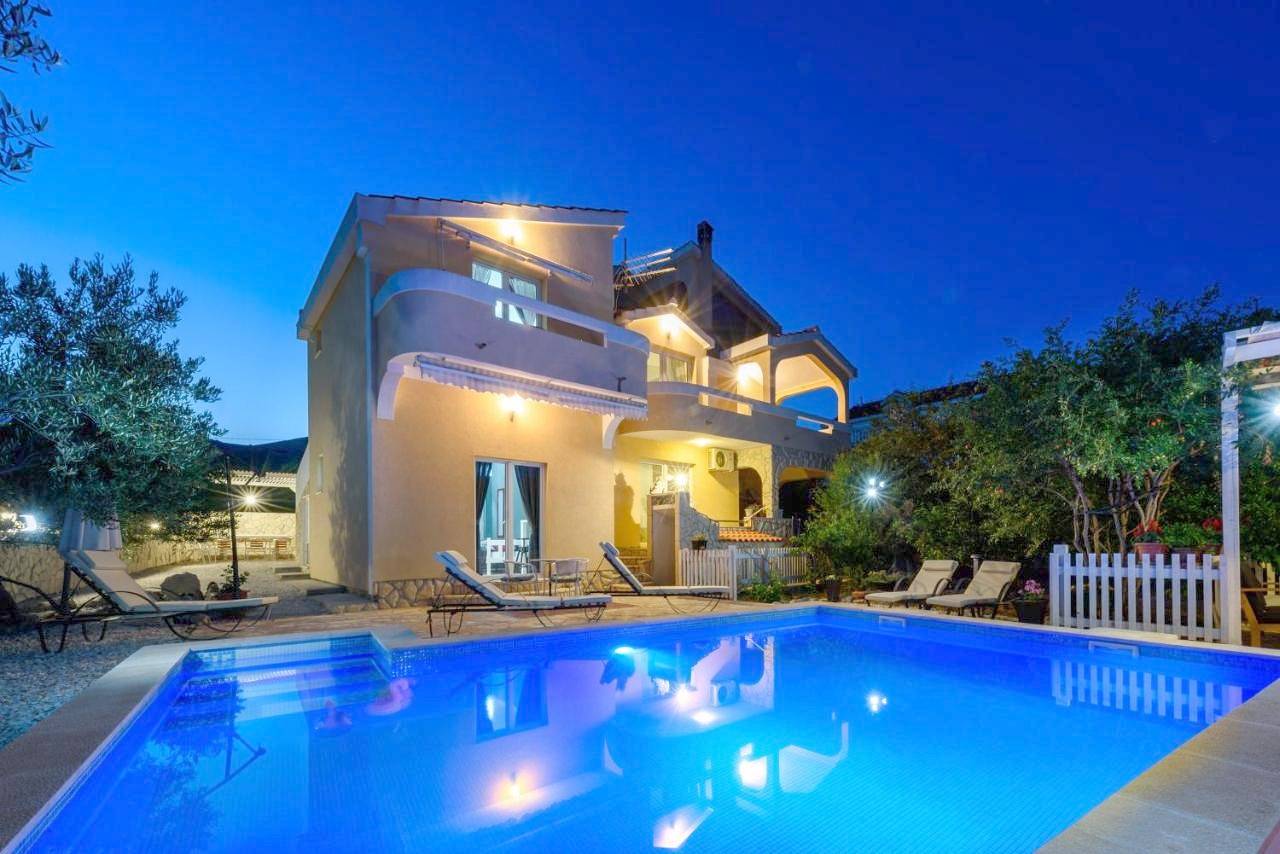 Ganze Wohnung, Studios Slaven in Plano (Kroatische Adria), Split-Dalmatien