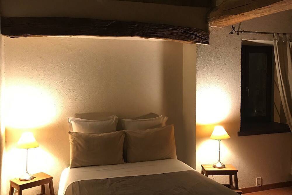 La Grange : La Chambre Vendange in Coutouvre, Région de Roanne