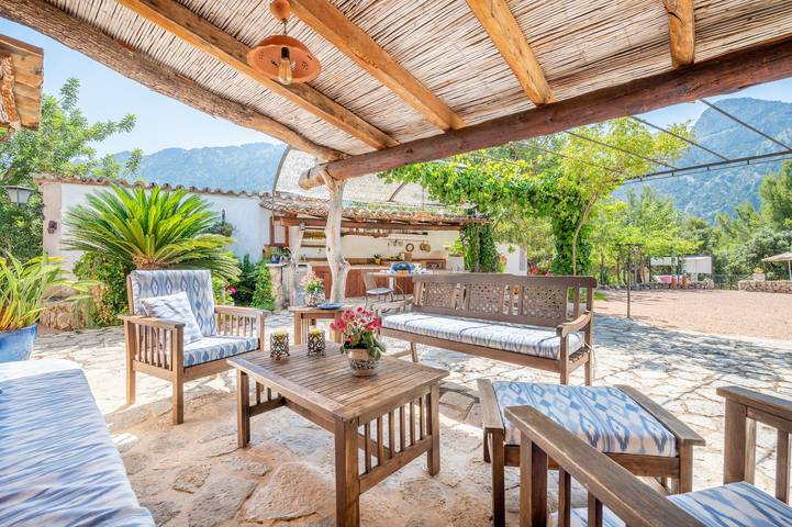 Finca „S'Olivar Major“: Ihr Paradies auf Mallorca – Bergblick, Wlan, Klimaanlage, Pool & Garten in Fornalutx, Mallorca Westen