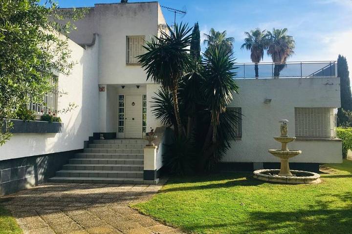 Casa rural para 10 personas, con Balcón y Terraza además de Jardín y Piscina en San Vicente de Calders - 3