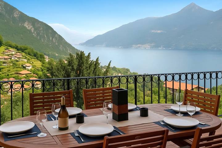 Location de vacances pour 8 personnes, avec piscine ainsi que terrasse et vue sur le lac, adapté aux familles dans Menaggio - 2