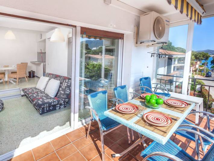 Apartamento para 4 personas, con terraza en Llansá