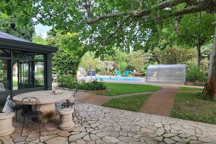Ferienhaus für 4 Personen, mit Pool und Garten sowie Balkon - 1