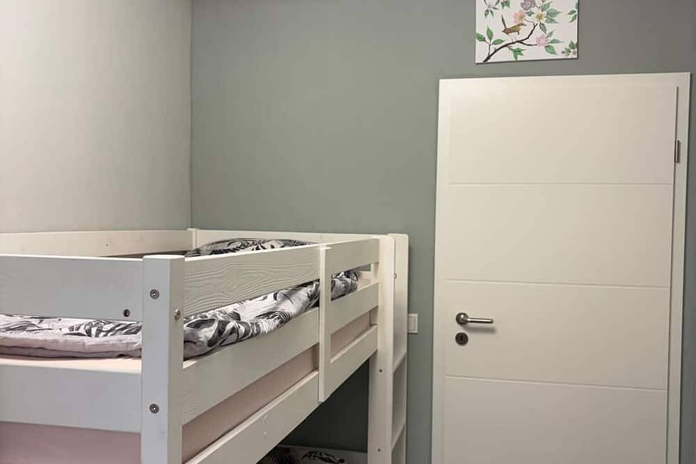 Ganze Wohnung, Attraktives Wohnen mit Garten auf Zeit- \nfühl Dich wie Zuhause und sei Stadtnah in Saarlouis, Mosel-Saar