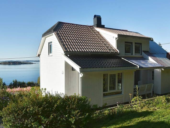 6 Personen Ferienhaus in Midsund in Midsund, Nördliches Fjordnorwegen