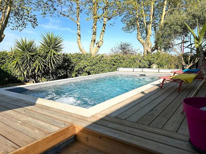 Gîte pour 5 personnes, avec Terrasse ainsi que Jardin et Piscine à Ventenac-en-Minervois