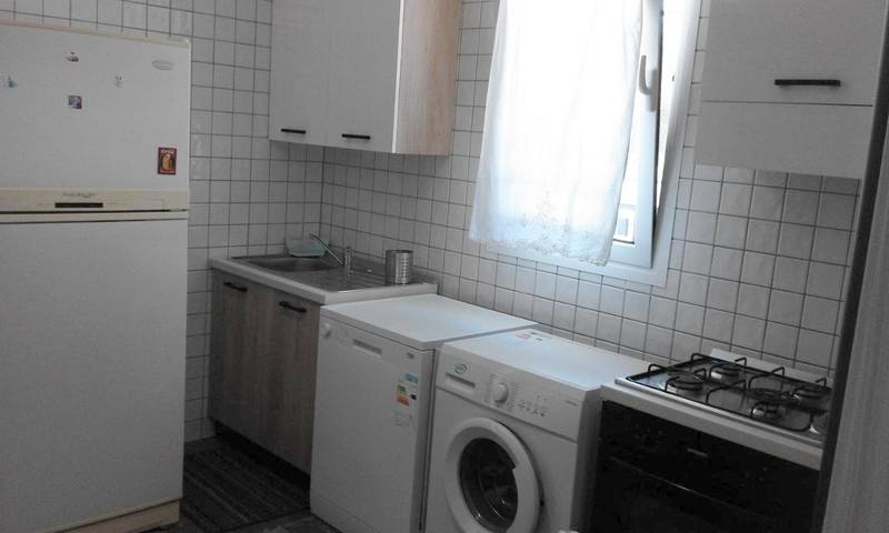 Ferienhaus für 4 Personen, mit Terrasse und Garten sowie Pool und Ausblick in Brindisi - 3