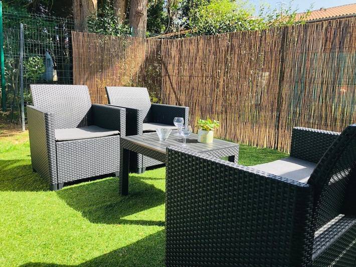Location de vacances pour 2 personnes, avec Terrasse et Jardin à Boucau