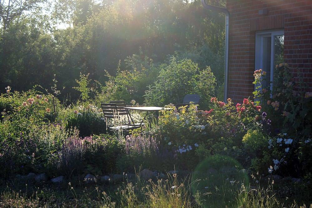 Ganze Wohnung, Ferienwohnung Heckenrose Landurlaub an der Mecklenburgischen Ostseeküste in Satow, Rostock und Umgebung