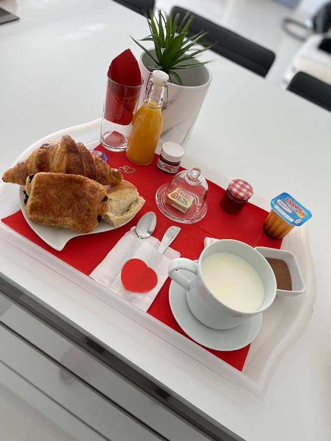 Double Room with Terrace in Le Rove, Côte méditerranéenne (France)