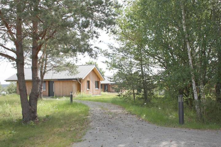 Ferienhaus für 2 Personen, mit Terrasse und Garten sowie Sauna und Seeblick in Muldestausee - 3