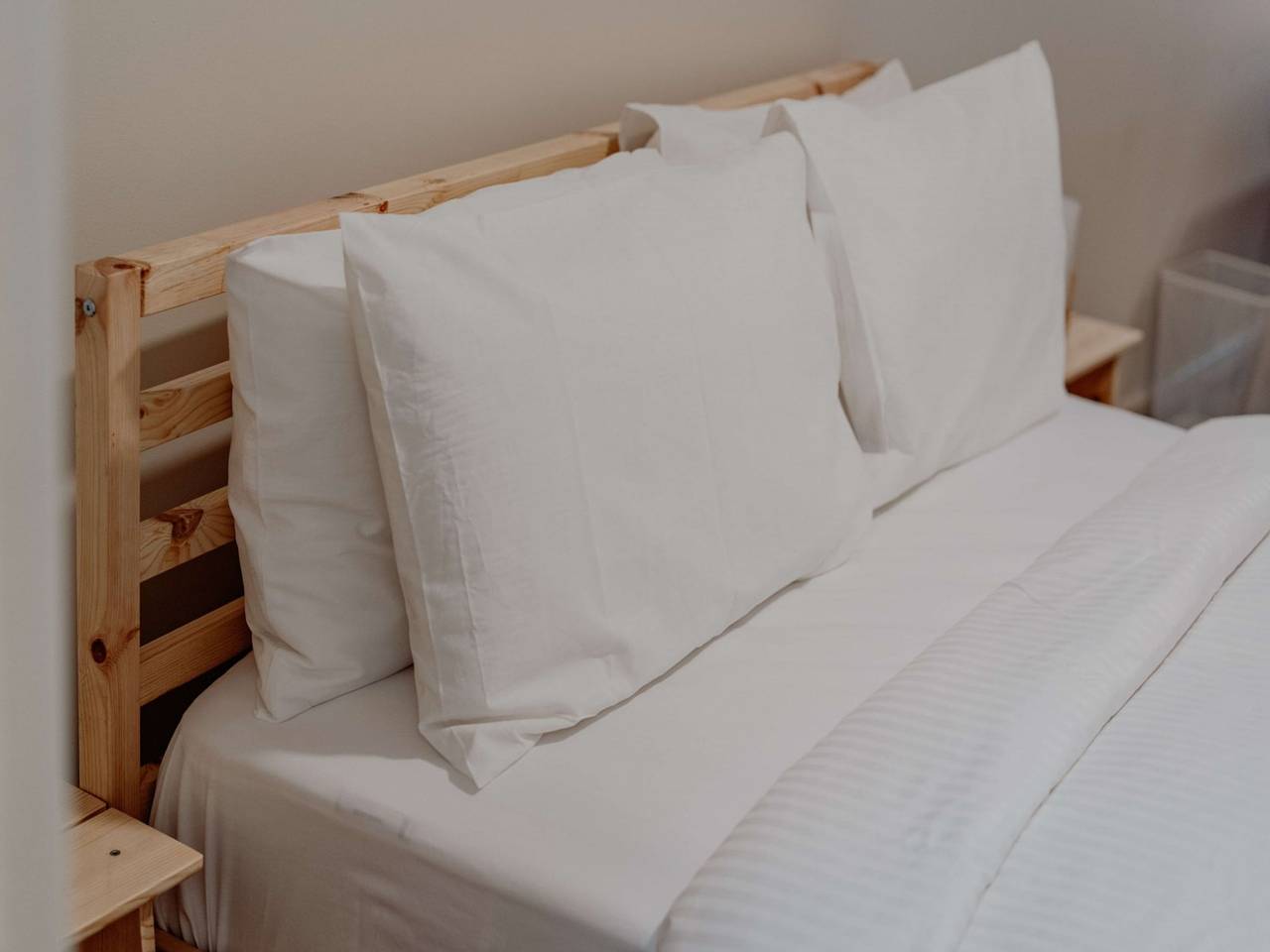 Entire apartment, Central 2-Bed with Gym and  Parking in North Canberra, Canberra