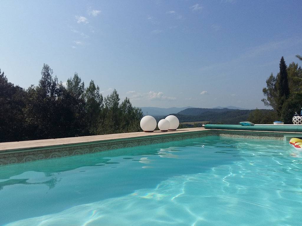 Villa Les Hauts de Taradeau, entre mer et Verdon - Chambre 1 in Taradeau, Région de Draguignan