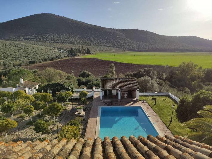 Ferienwohnung für 2 Personen, mit Balkon und Terrasse sowie Garten und Pool in Villamartín