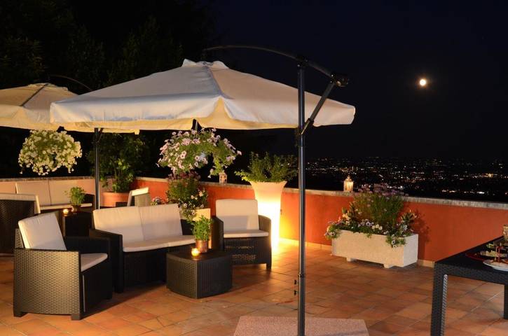 B&b per 4 persone, con Terrazza e Idromassaggio nonché Giardino e Panorama a Bassano del Grappa