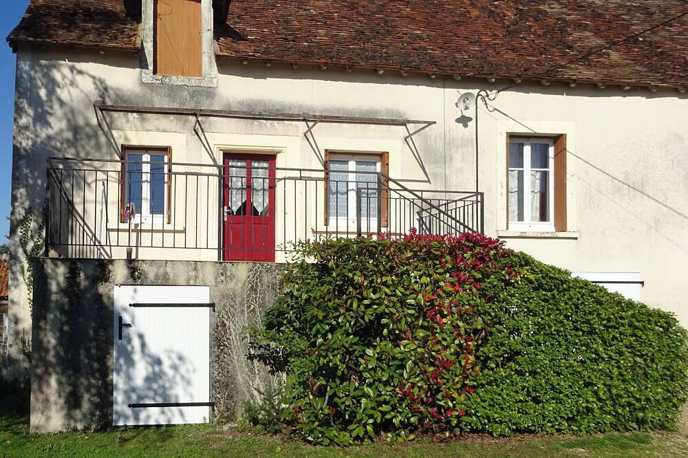 Maison de vacances à la campagne avec cour fermée Wifi  et télévision in Mérigny, Région de Le Blanc