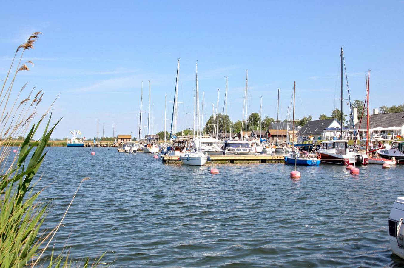 Ziegelhaus am Seglerhafen mit eigener Sauna - Haus Hafenflair in Gager, Mönchgut