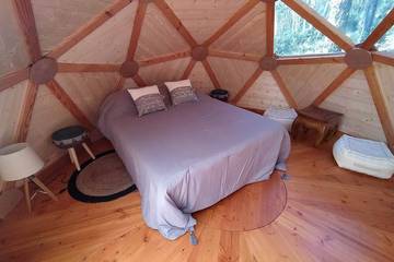 Gîte pour 2 personnes, avec jacuzzi et piscine à Vitrac