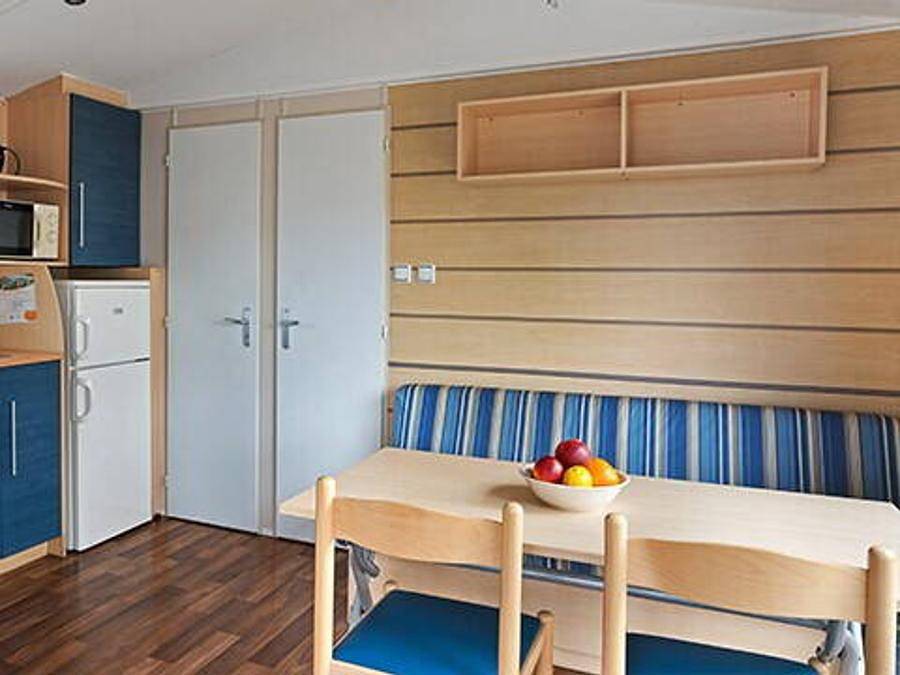 Camping Sites et Paysages - Le Petit Bois - Mobilhome 4 personnes - Mobil-home | Classic | 2 Ch. | 4 Pers. | Terrasse surélevée in Ruoms, Ardèche