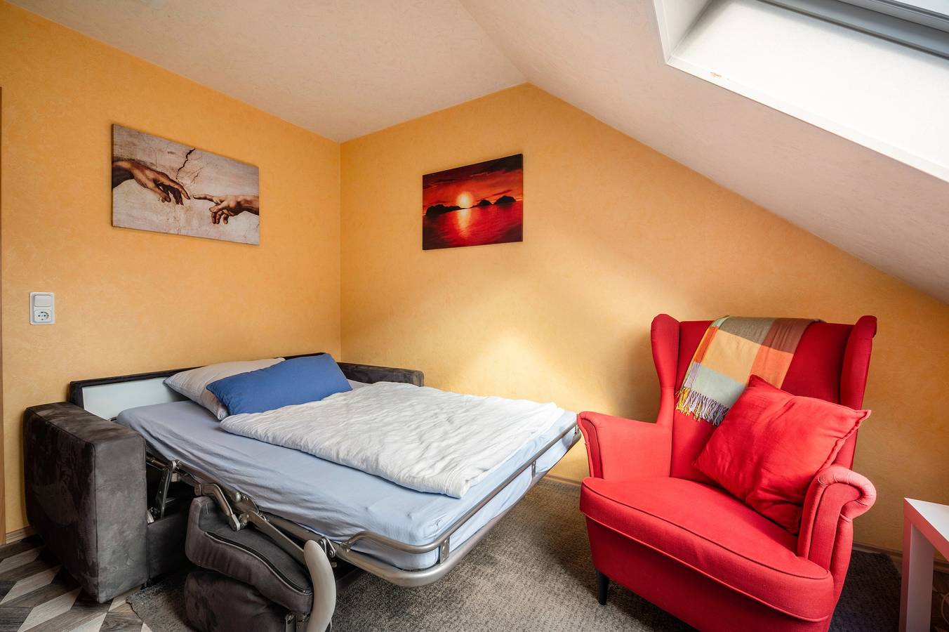 Ganze Wohnung, Ferienwohnung Krobjinski" mit Gemeinschaftspool, privater Terrasse und Wi-Fi in Garbsen, Hannover und Umgebung