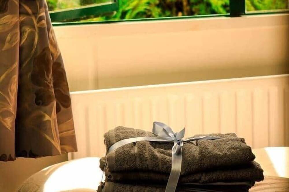 Riverside Cabin | Cavan Nature Escape | Fishing in County Cavan