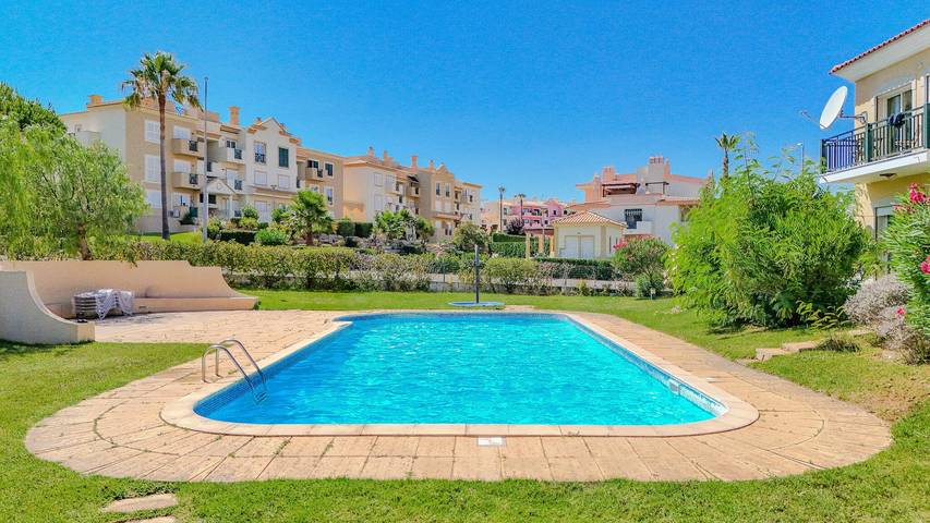 Apartamento de férias para 6 pessoas, com piscina infantil e jardim - 1