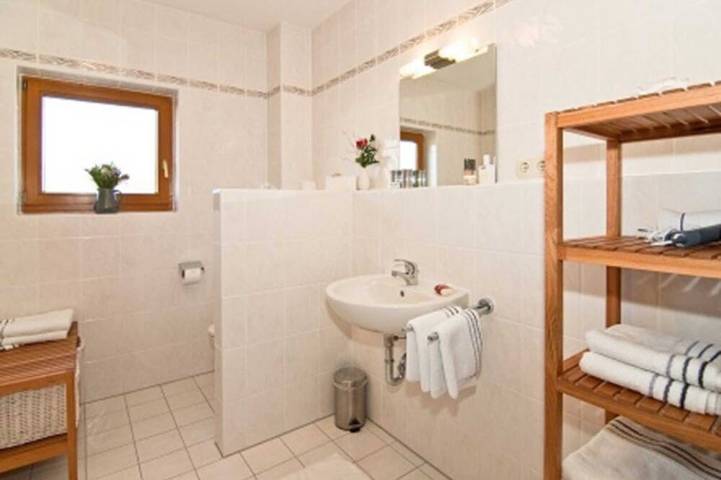 Apartamento entero, , Seedomizil im Haus Apart - Ferienwohnung Seedomizil in Bad Wiessee, Alpes Bávaros