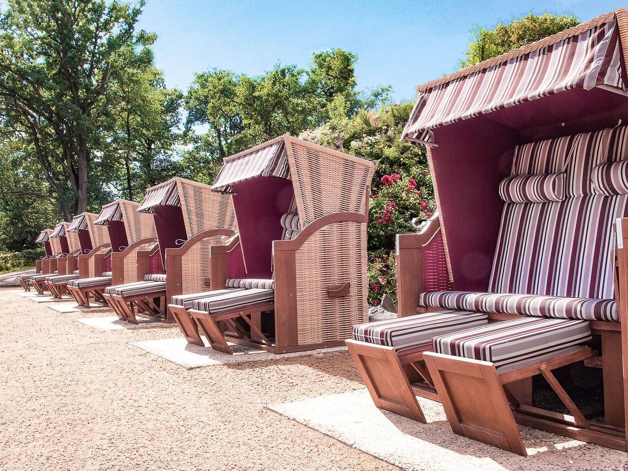 Moselstern****Parkhotel "Krähennest" Spa & Wellness - Doppelzimmer mit Balkon in Burg Eltz, Löf